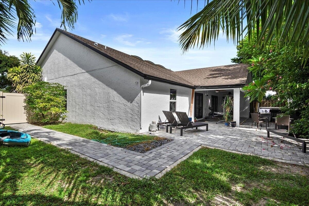 1560 Yachtman Place - Photo 22