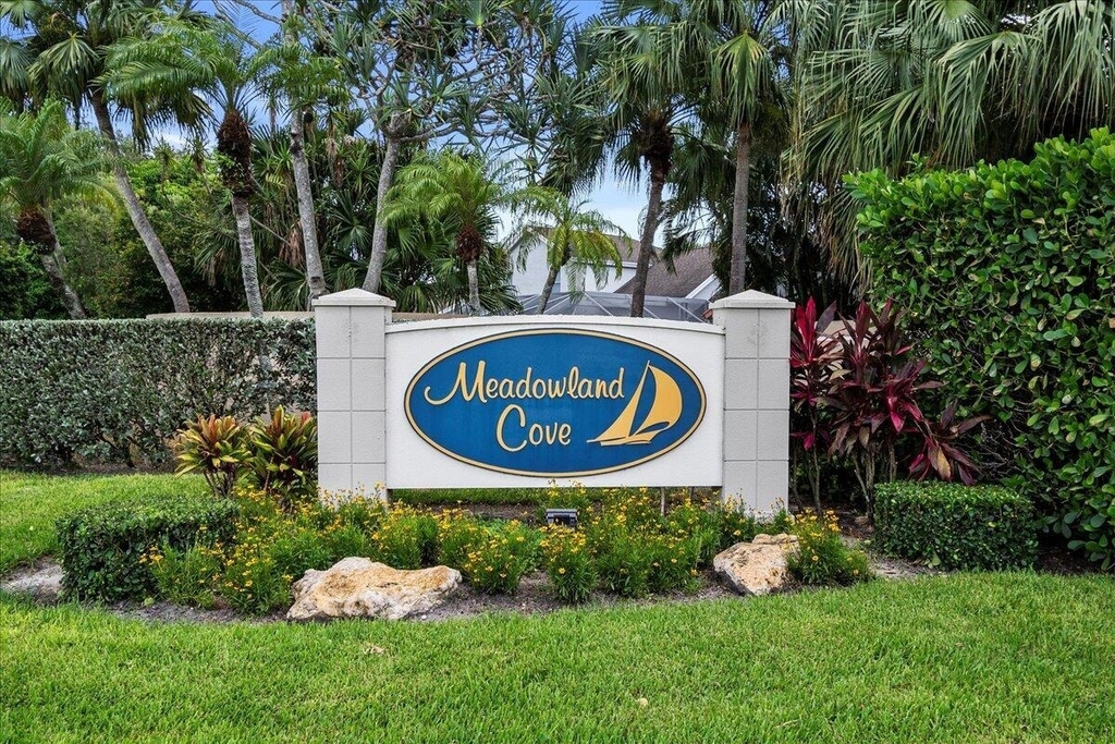 1560 Yachtman Place - Photo 31