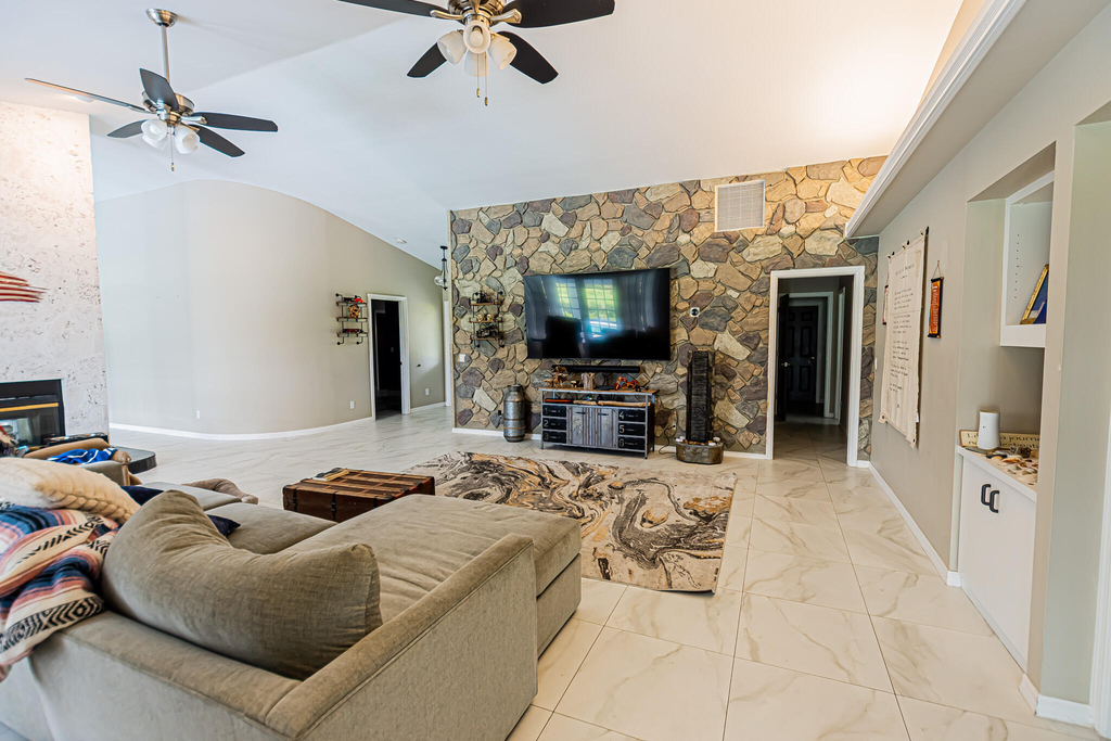 1282 Sw Bent Pine Cove - Photo 3