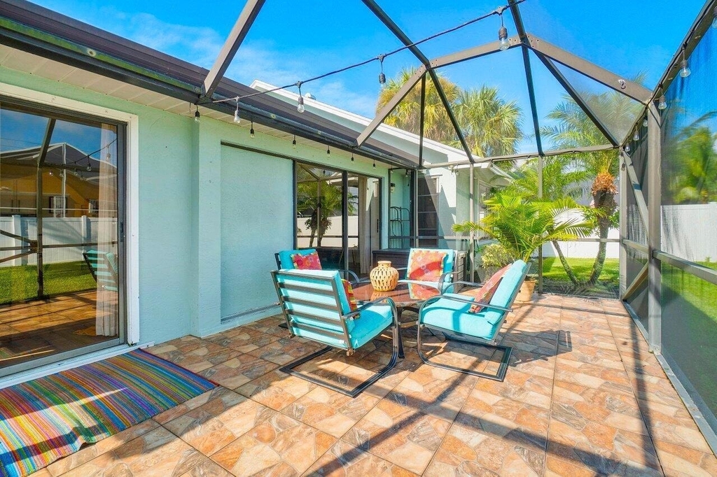 6085 Robinson Street - Photo 3