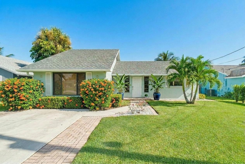 6085 Robinson Street - Photo 1