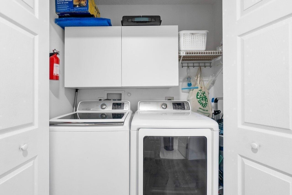 6085 Robinson Street - Photo 10
