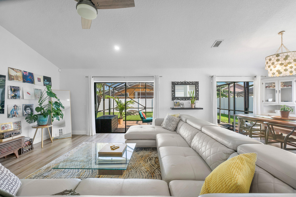 6085 Robinson Street - Photo 11