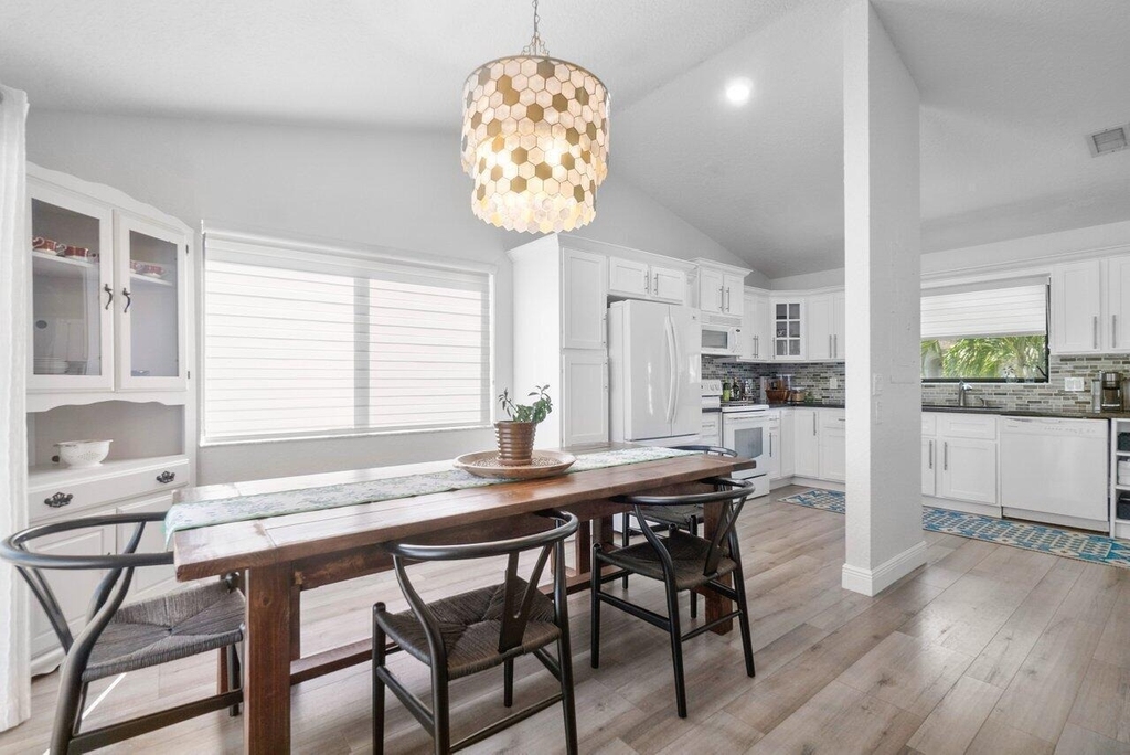6085 Robinson Street - Photo 14