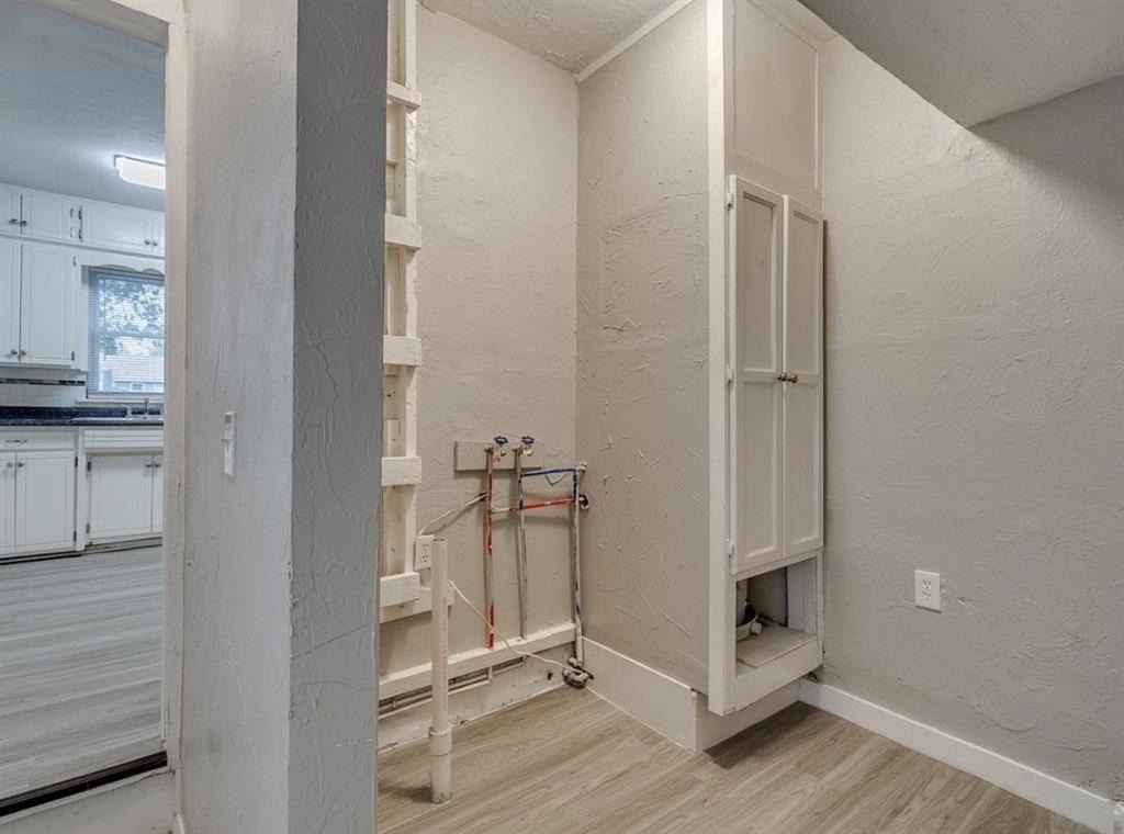 213 W Jacobs Drive - Photo 6