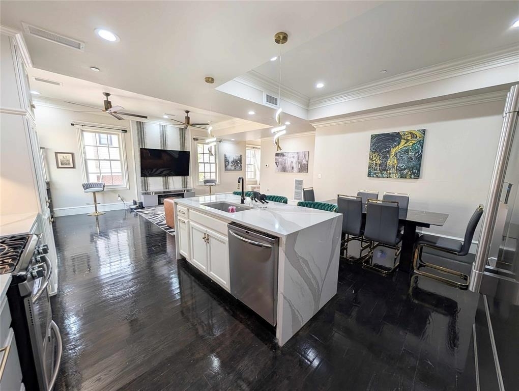 221 N Geary Avenue - Photo 8