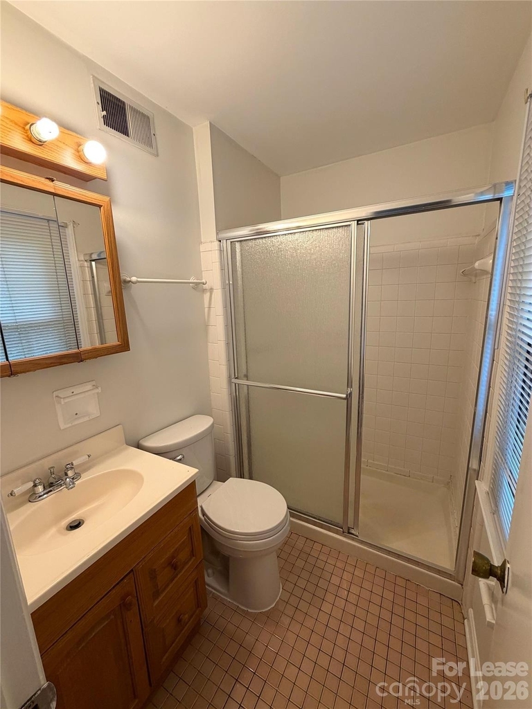 5016 Vescova Court - Photo 11