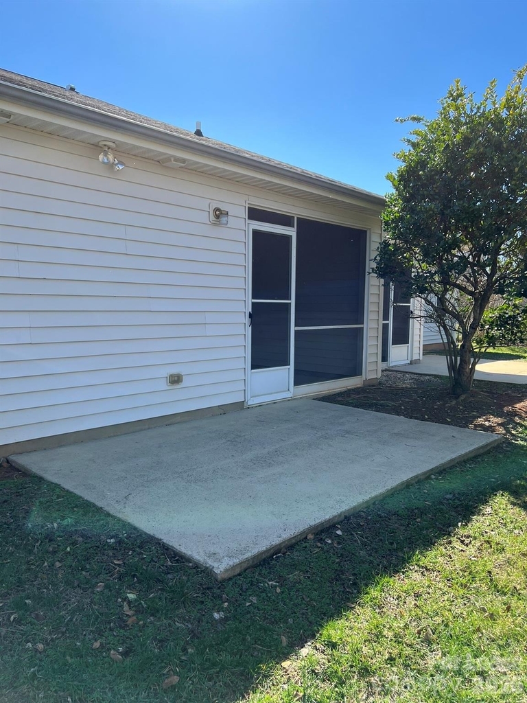 162 Springwood Lane - Photo 17
