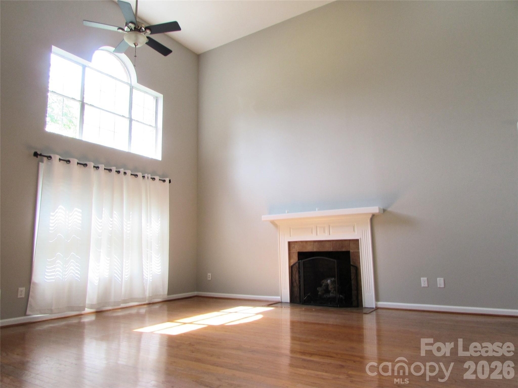 106 Yorkshire Drive - Photo 2