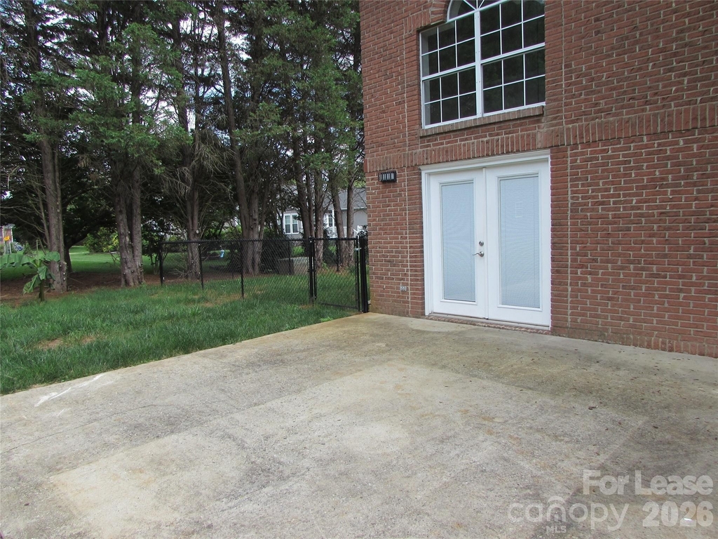 106 Yorkshire Drive - Photo 15