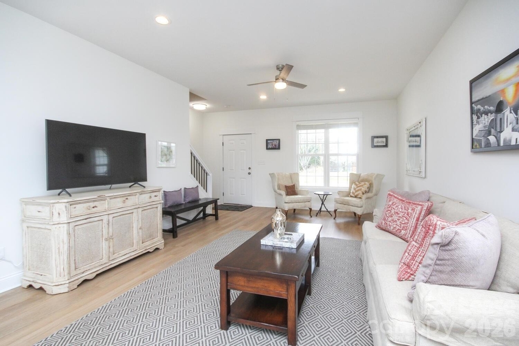 1076 Startown Road - Photo 8