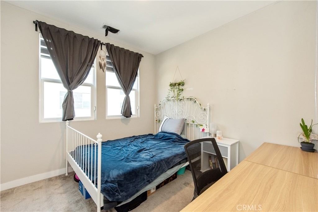 1426 S Urbana - Photo 16