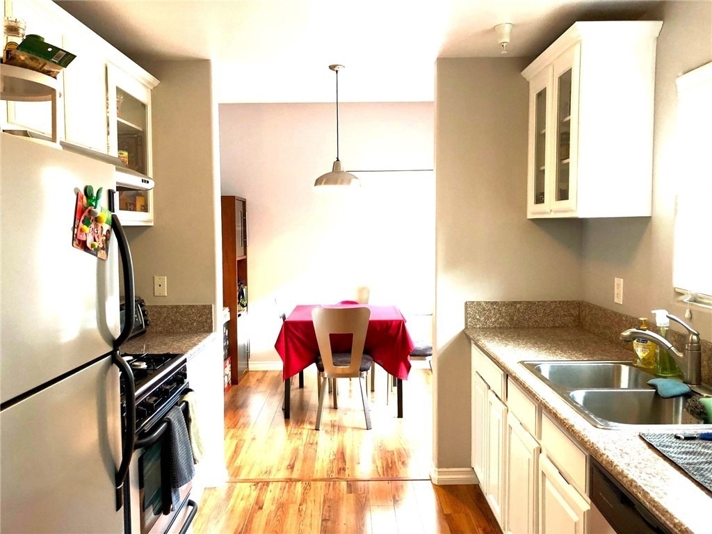 3711 Baldwin - Photo 4