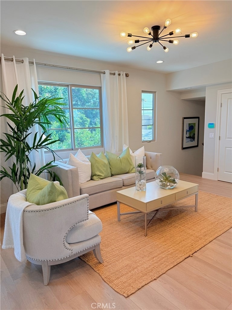 4437 Stewart - Photo 6