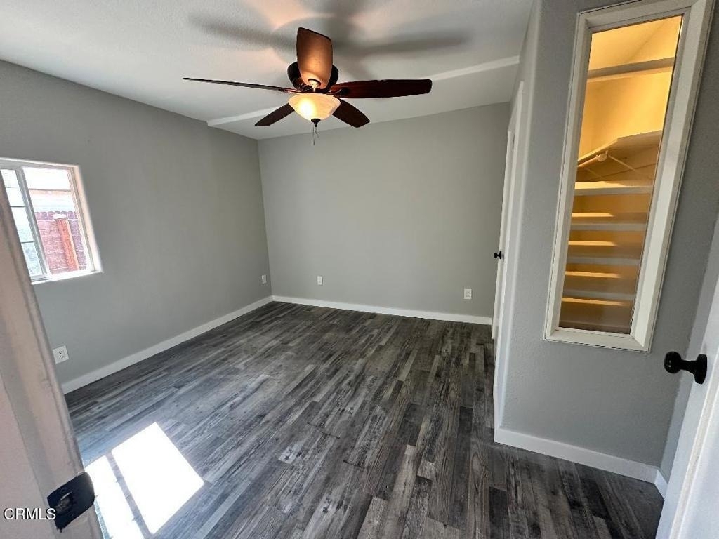 2810 Sherwin Avenue - Photo 7