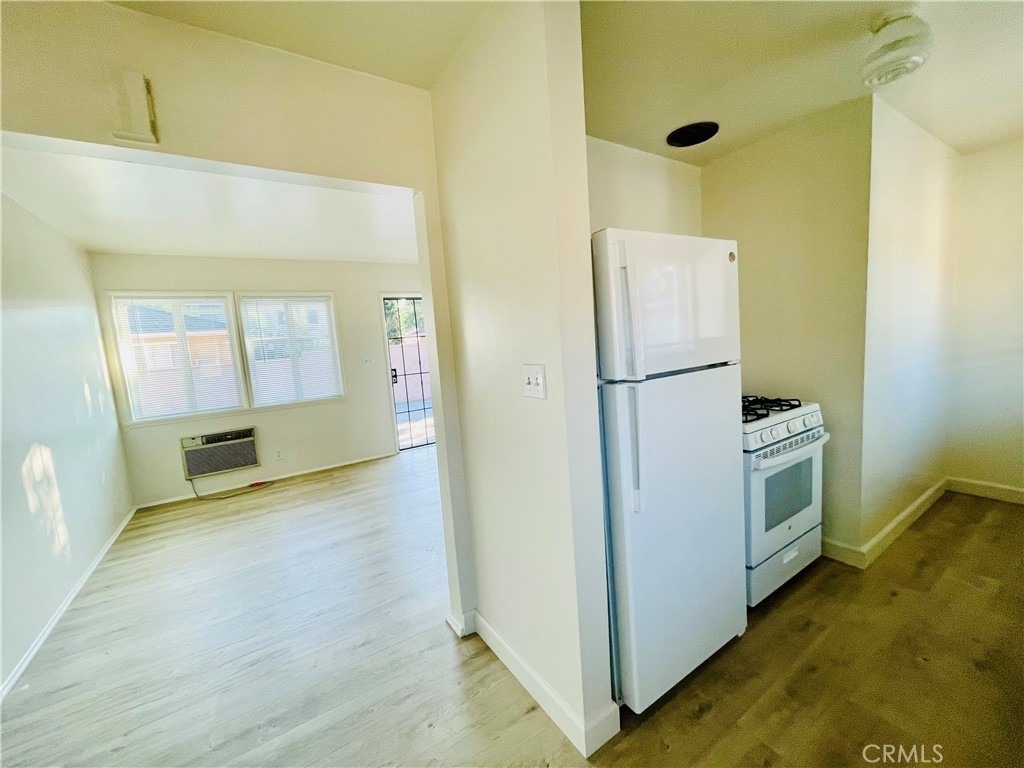 731 S Almansor - Photo 3