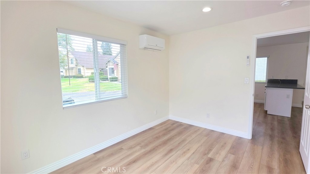 1016 Bennington - Photo 11