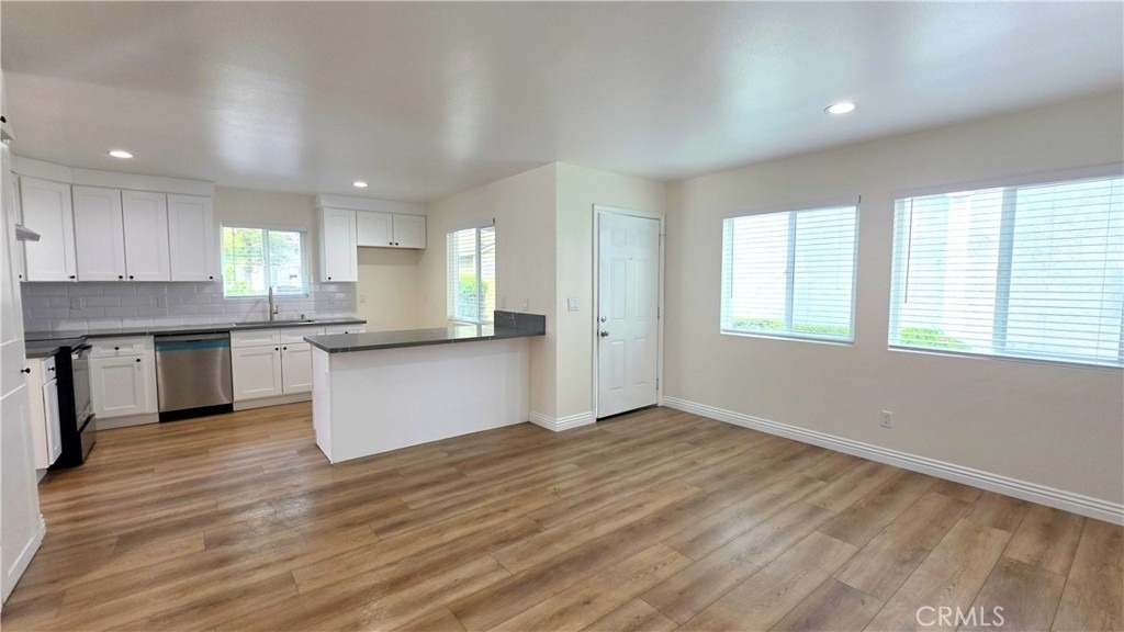 1016 Bennington - Photo 1