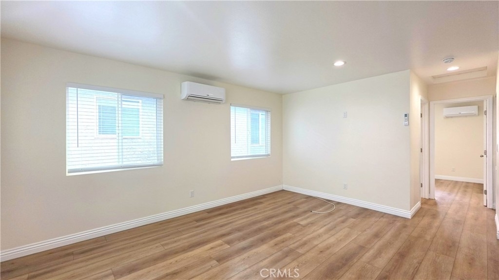 1016 Bennington - Photo 7