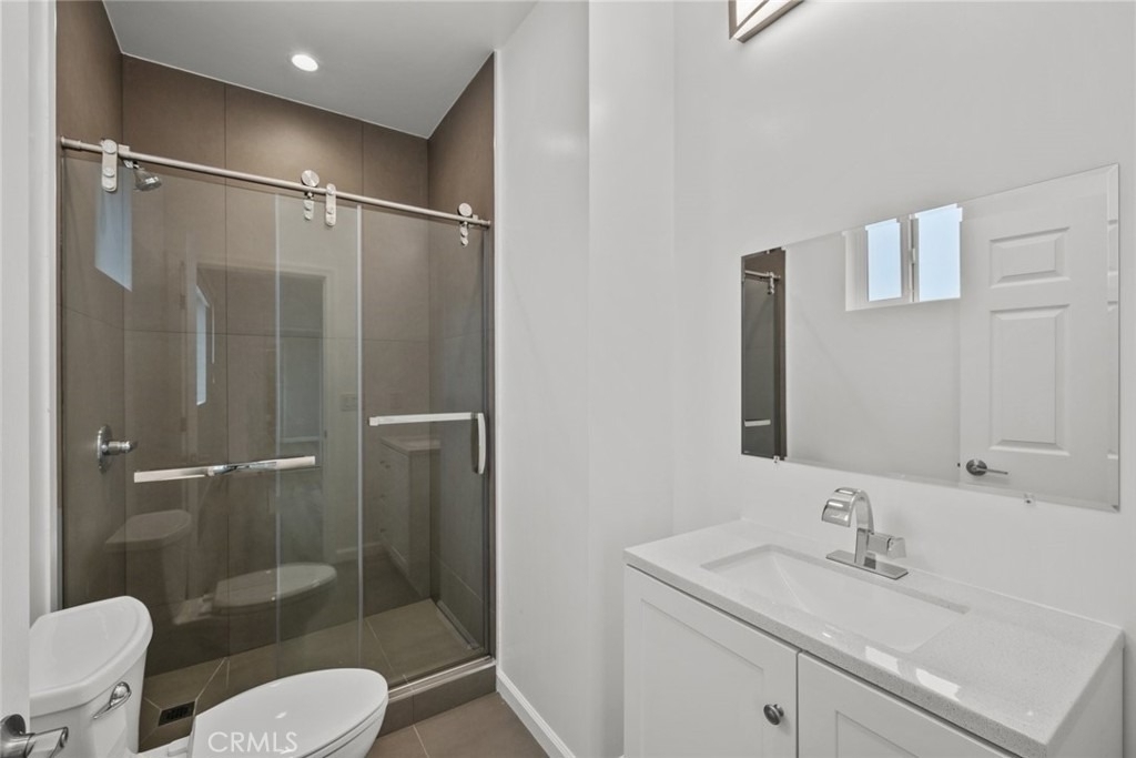 15836 Eccles Street - Photo 29
