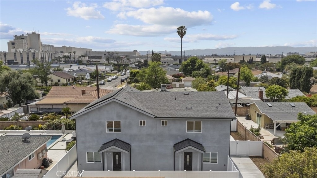 15836 Eccles Street - Photo 2