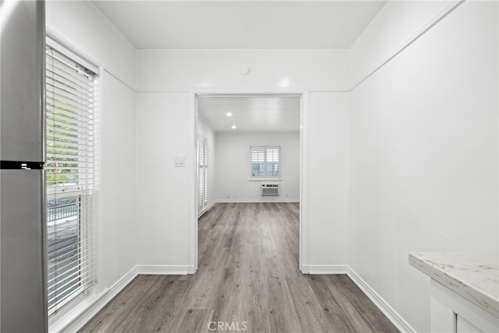825 N Alfred Street - Photo 9