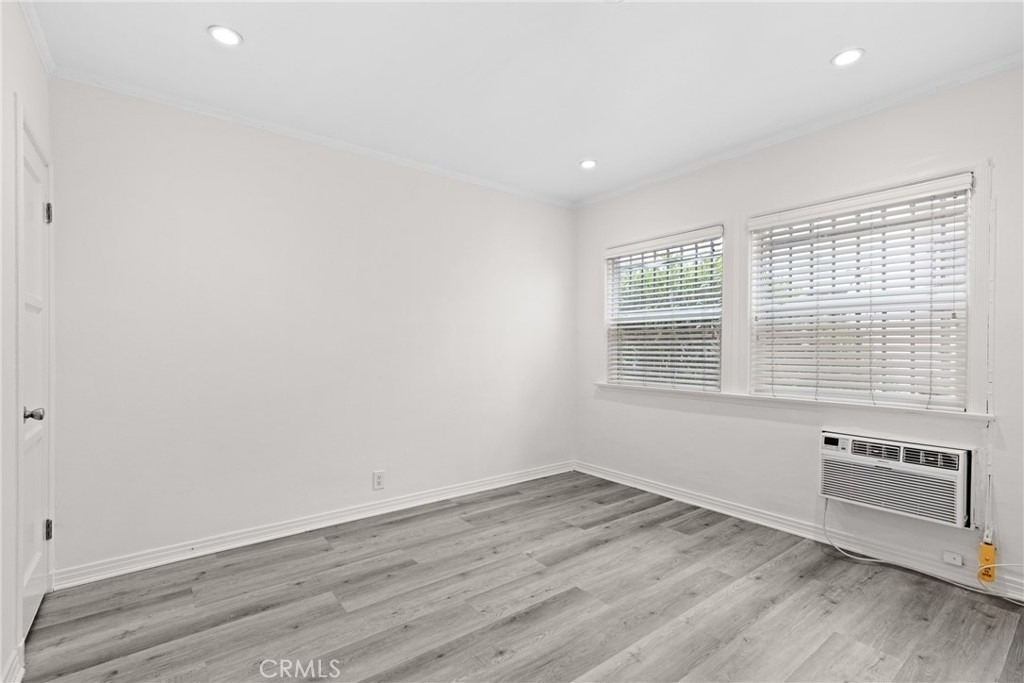 825 N Alfred Street - Photo 7