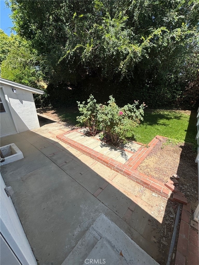 7944 Moorcroft - Photo 13