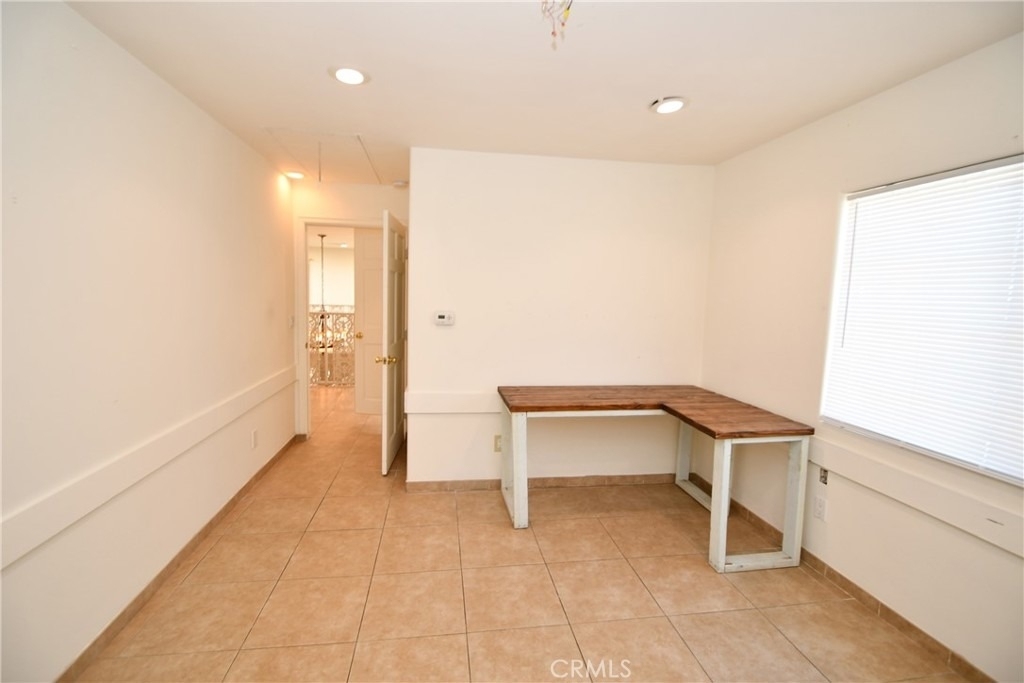 14103 Fonthill Avenue - Photo 9
