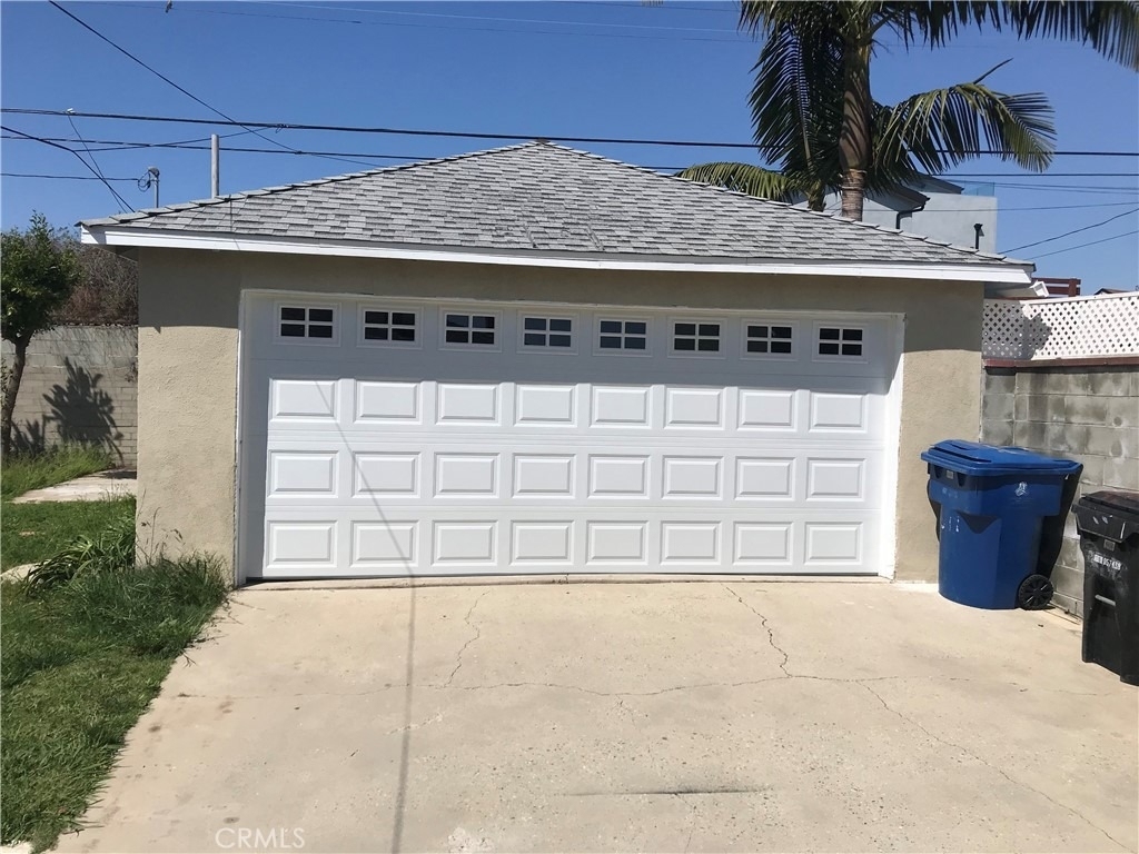 6511 W 87th Place - Photo 13