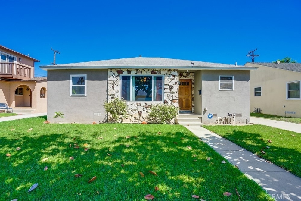 15516 Chadron - Photo 2