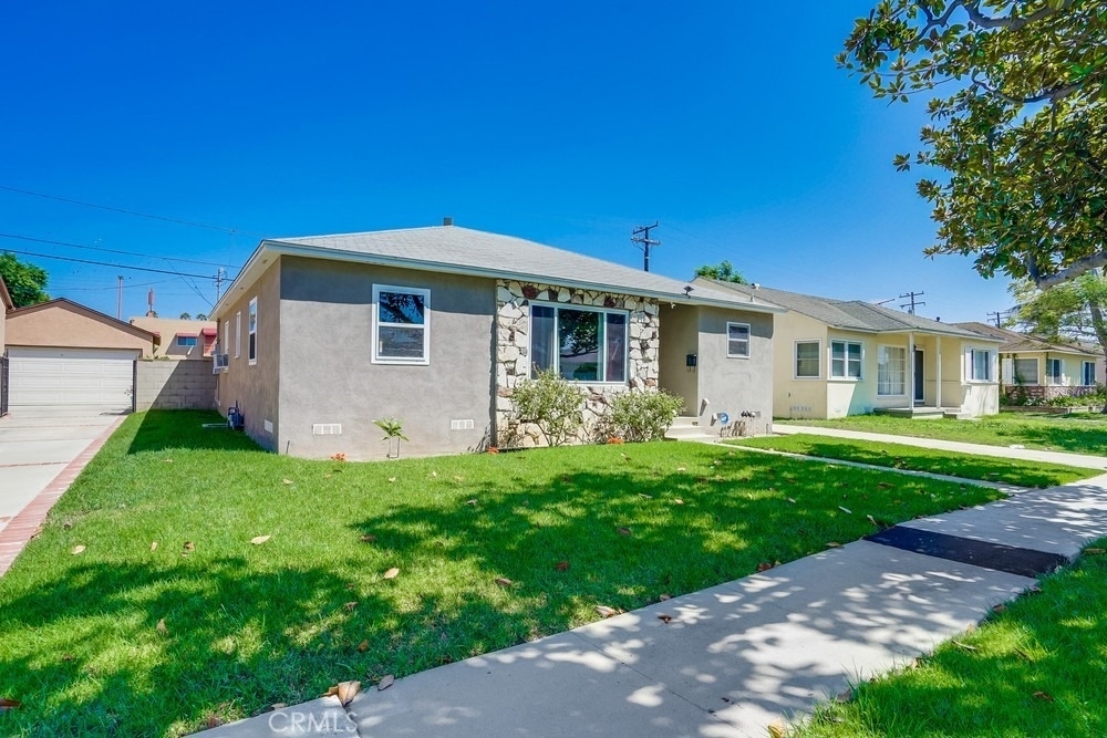 15516 Chadron - Photo 1