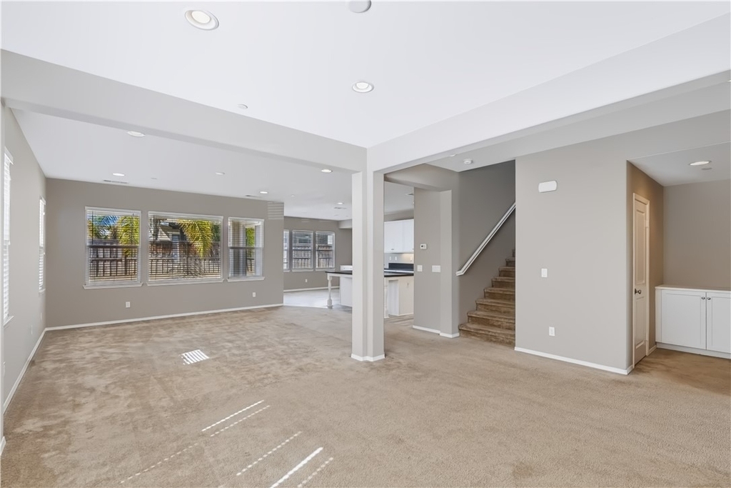 29669 Eastbank - Photo 3