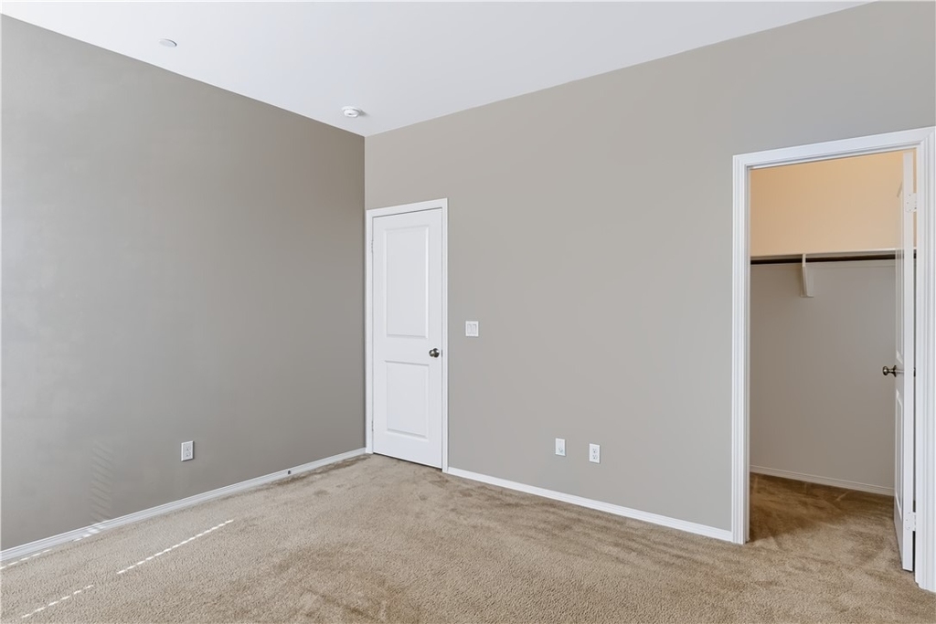 29669 Eastbank - Photo 32