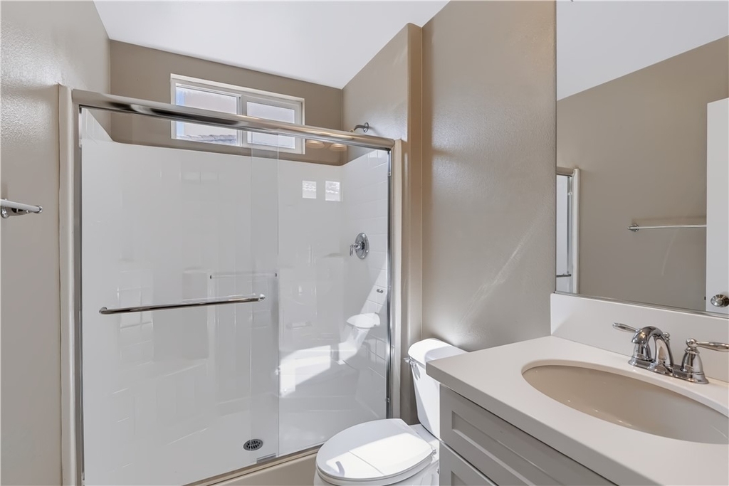 29669 Eastbank - Photo 13