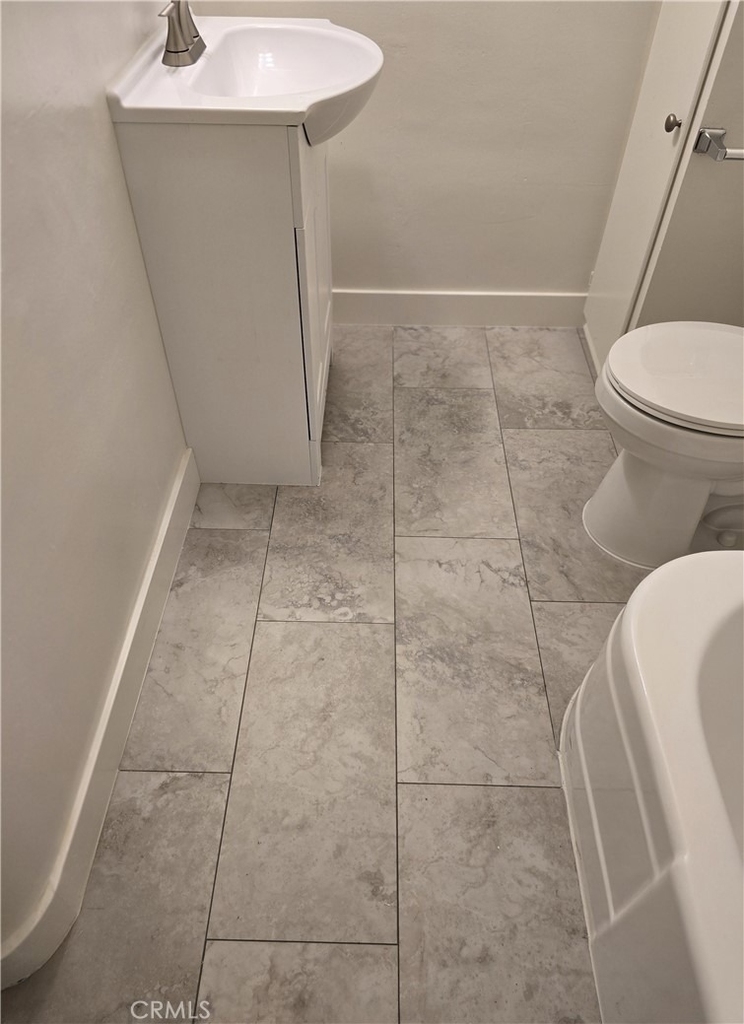 5724 California - Photo 13