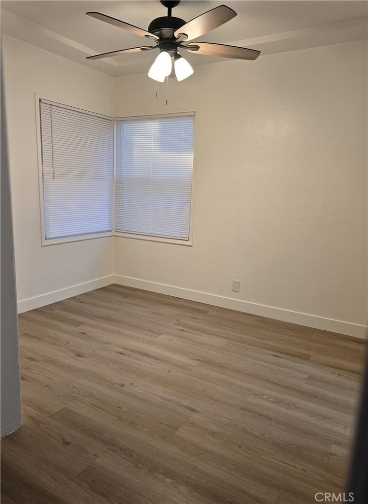 5724 California - Photo 7