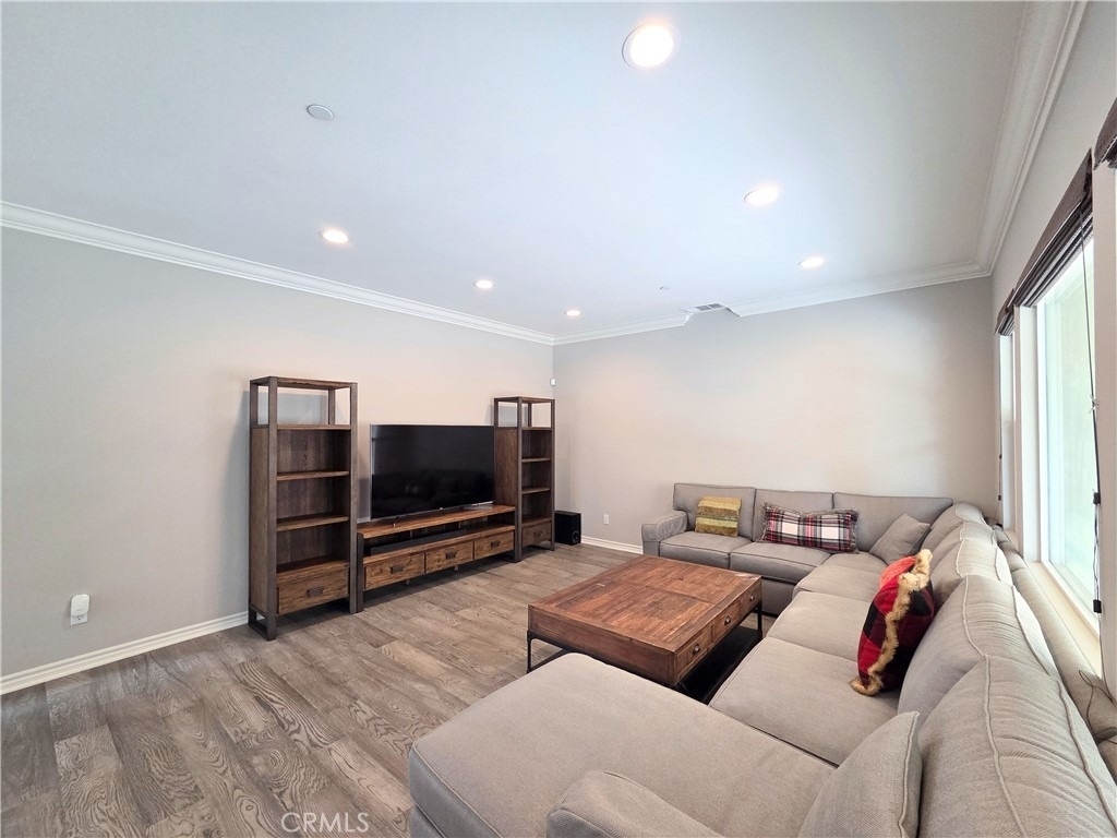 4735 Holly - Photo 10