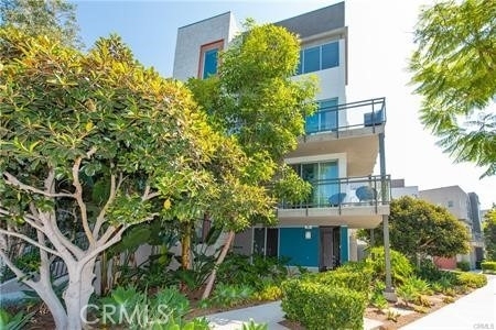 31 Gramercy - Photo 0