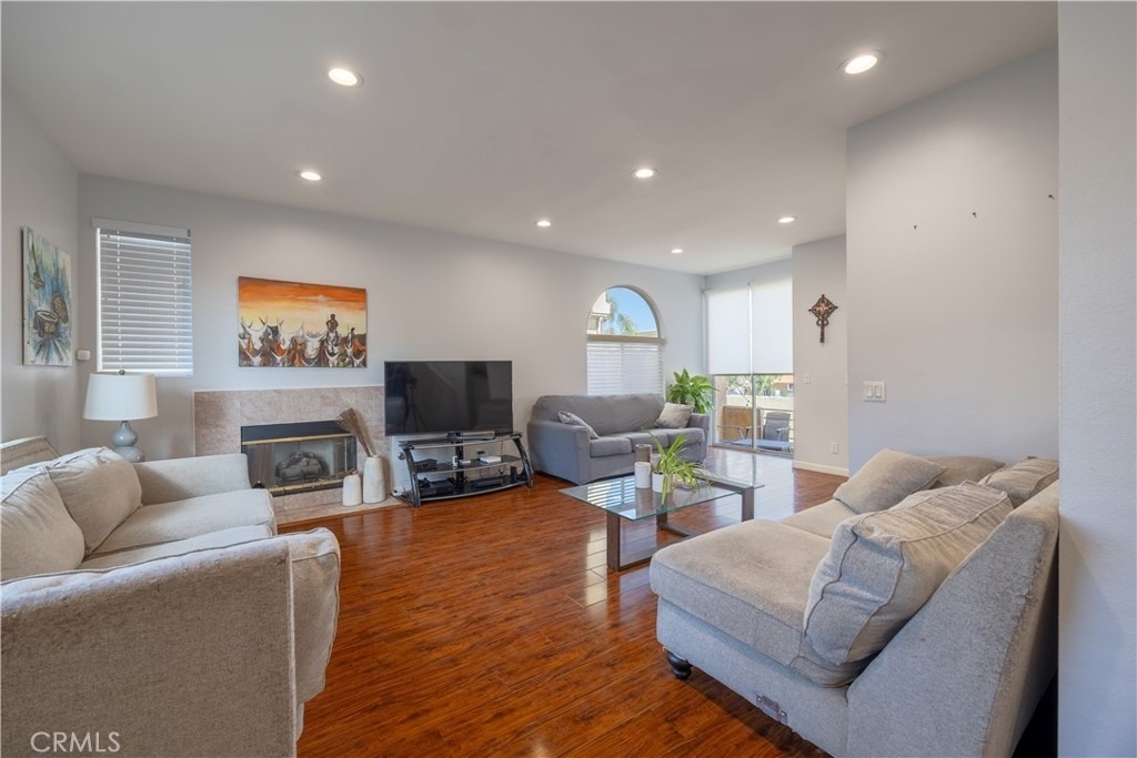 14526 Yukon Avenue - Photo 3