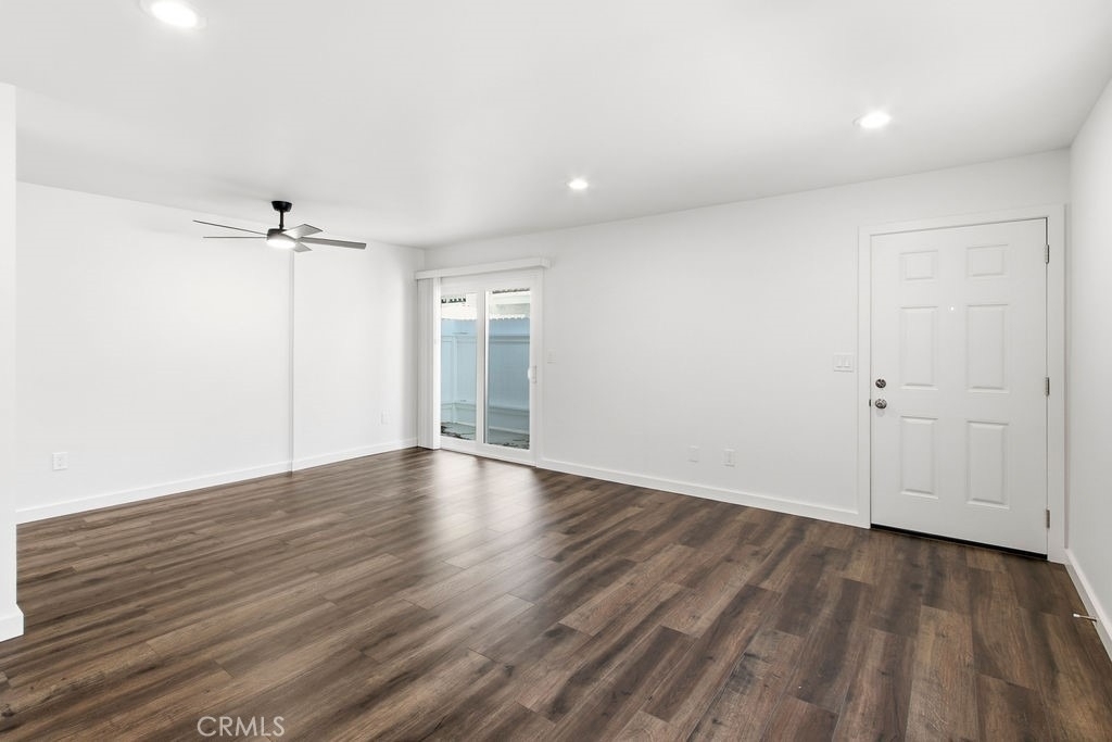 1703 Delaware Street - Photo 3