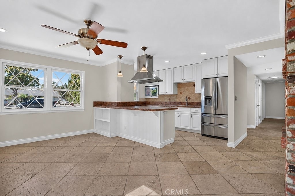 2310 E Monroe - Photo 8