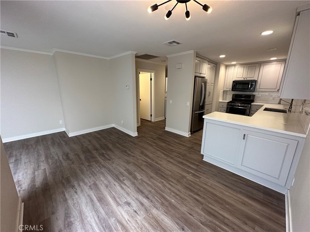 119 S Glassell Street - Photo 35