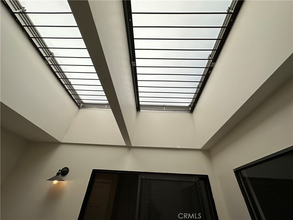 119 S Glassell Street - Photo 31