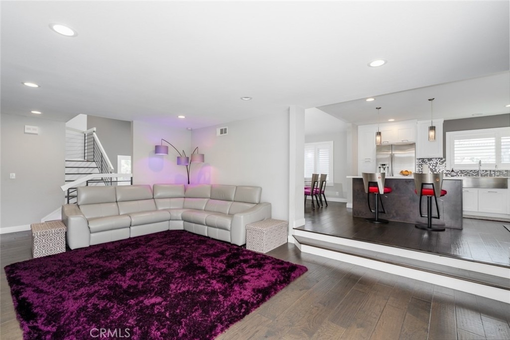 13014 Espinheira Drive - Photo 11