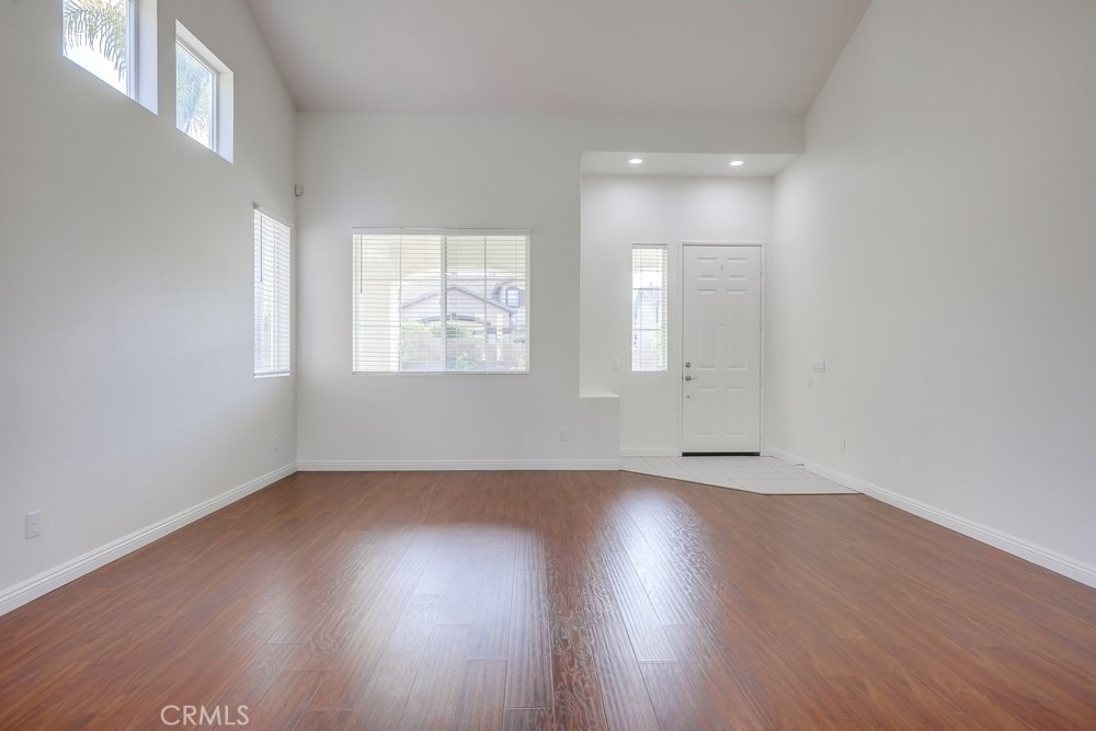321 Riley Court - Photo 7