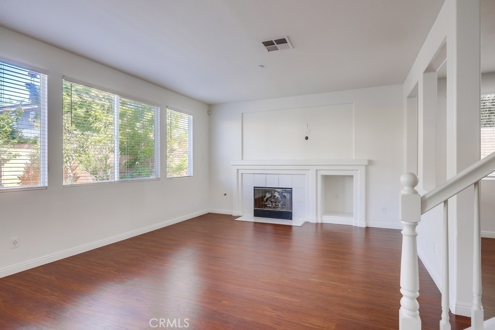 321 Riley Court - Photo 11