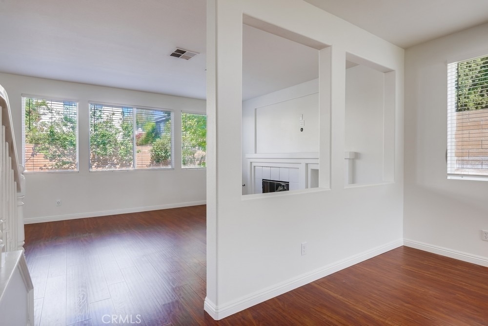 321 Riley Court - Photo 5