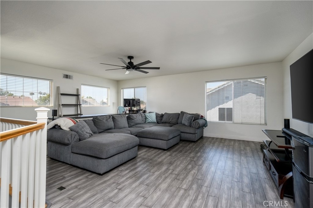 2587 Macbeth Avenue - Photo 17