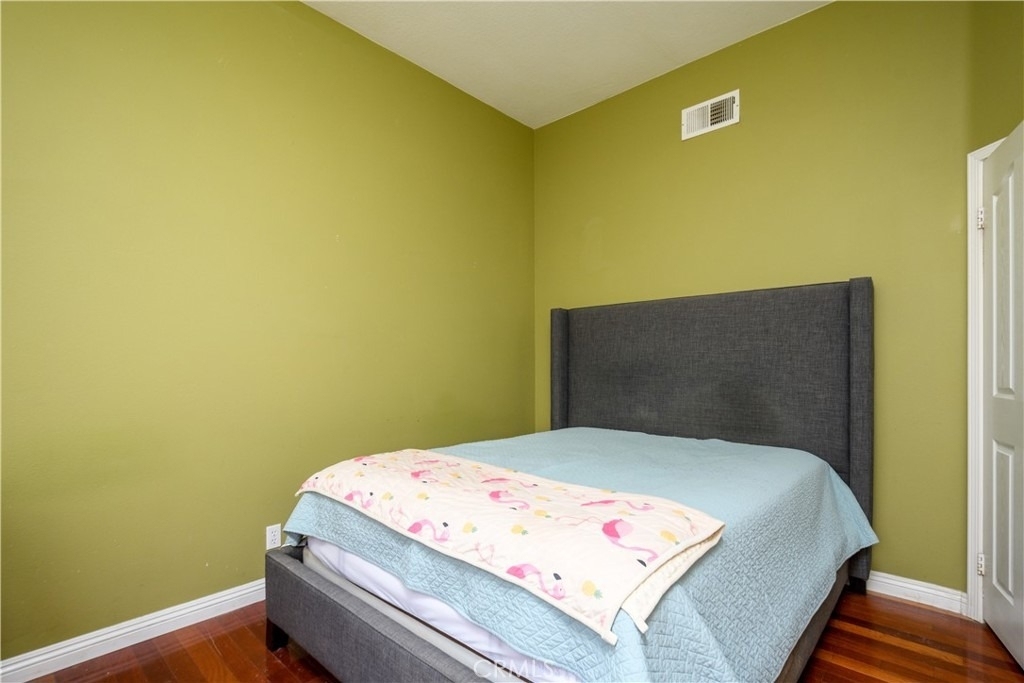 2587 Macbeth Avenue - Photo 14
